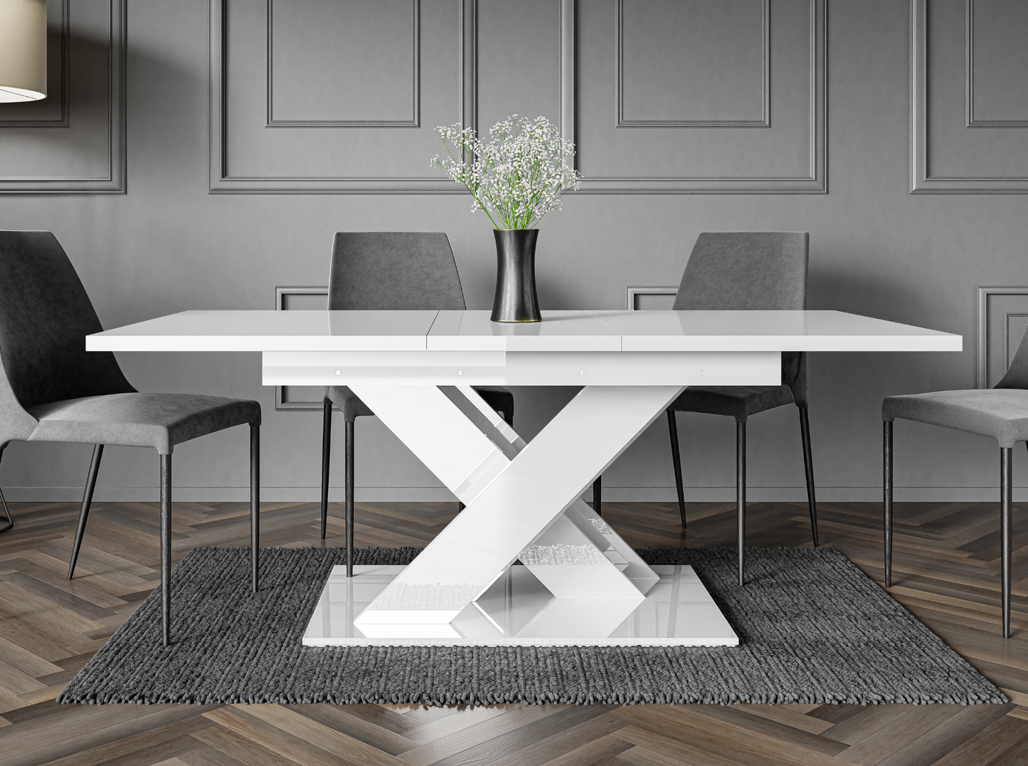 Extendable dinner table in white gloss for kitchen and dining room.